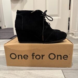 Toms Desert Wedge Black Suede Booties